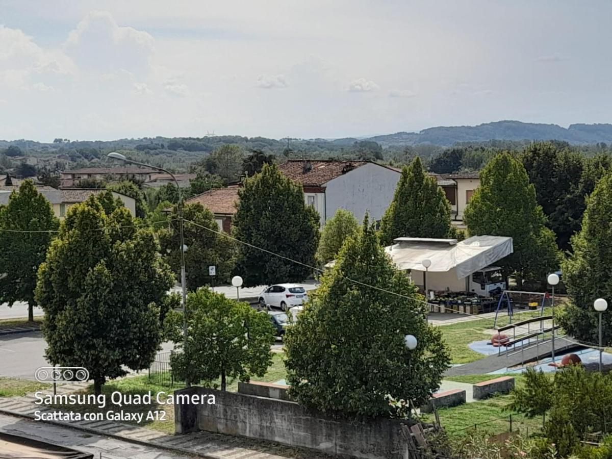 La Casa Di Debby Parcheggio Wi-Fi , Aria Condizionata Gratuiti Daire Capannori Dış mekan fotoğraf