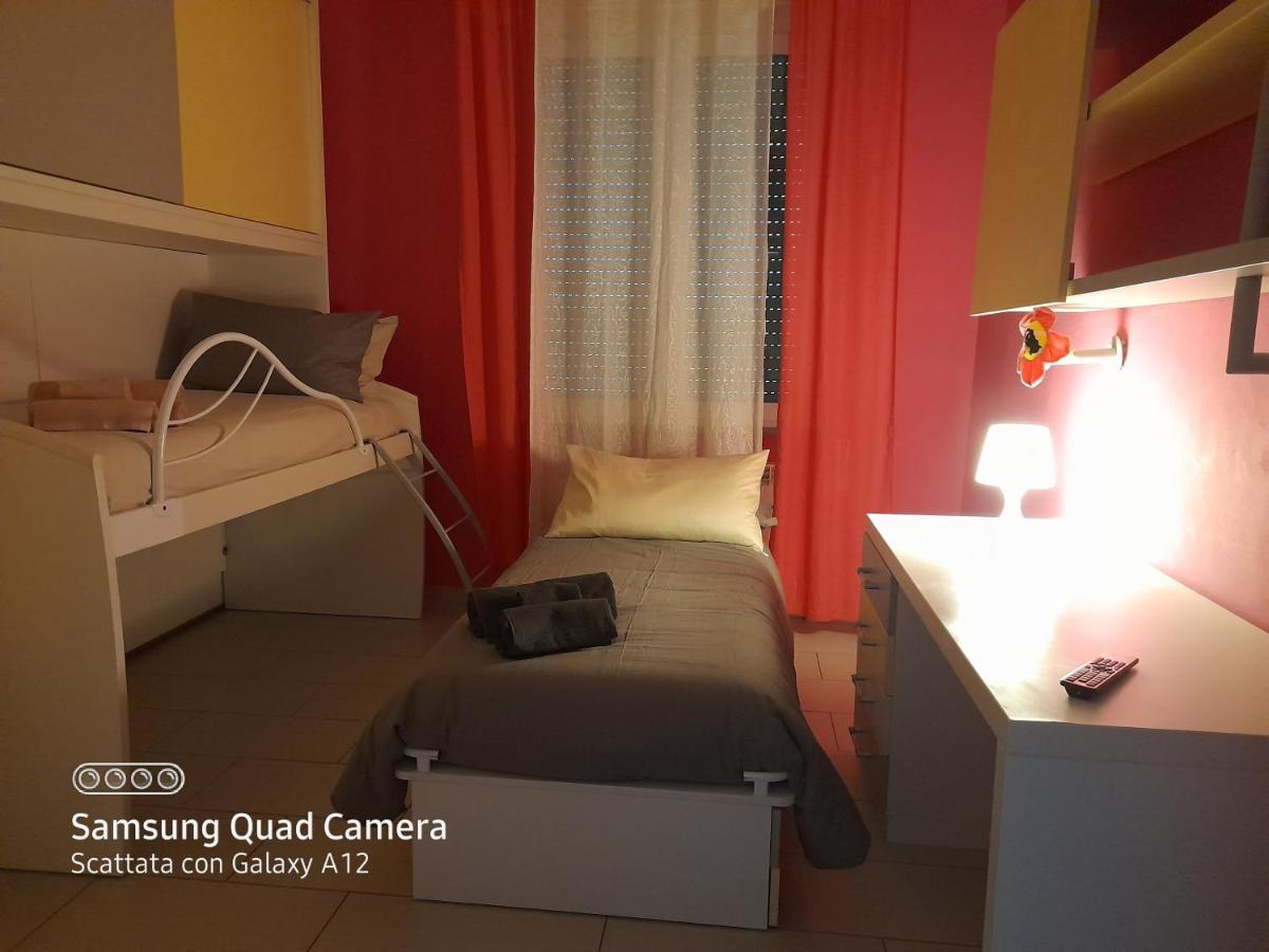 La Casa Di Debby Parcheggio Wi-Fi , Aria Condizionata Gratuiti Daire Capannori Dış mekan fotoğraf