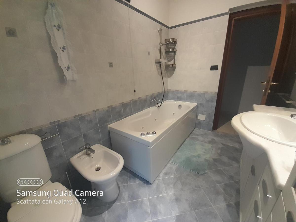 La Casa Di Debby Parcheggio Wi-Fi , Aria Condizionata Gratuiti Daire Capannori Dış mekan fotoğraf